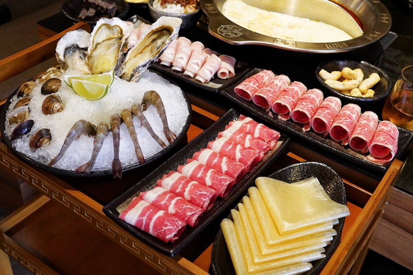 中壢新開麻辣鍋！單人套餐368元自助區吃到飽～現煮日本黑蜆好鮮甜
