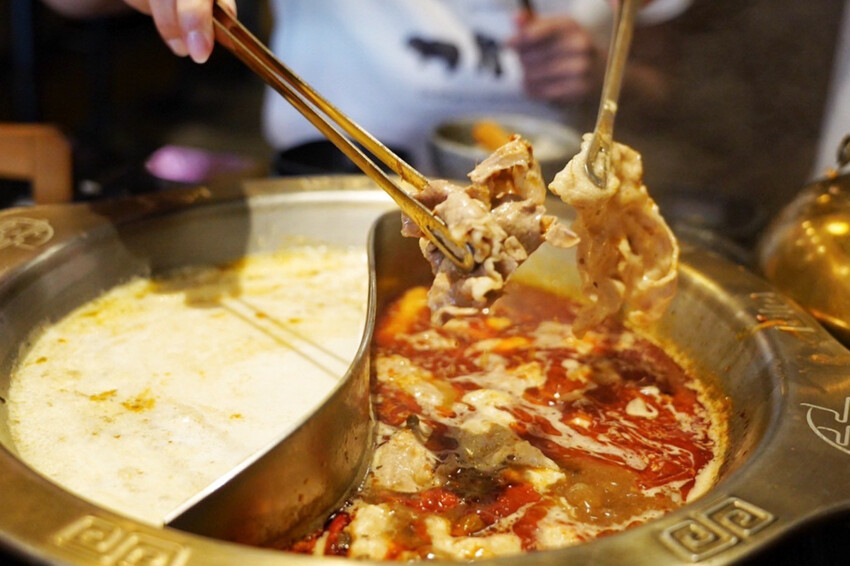 中壢新開麻辣鍋！單人套餐368元自助區吃到飽～現煮日本黑蜆好鮮甜