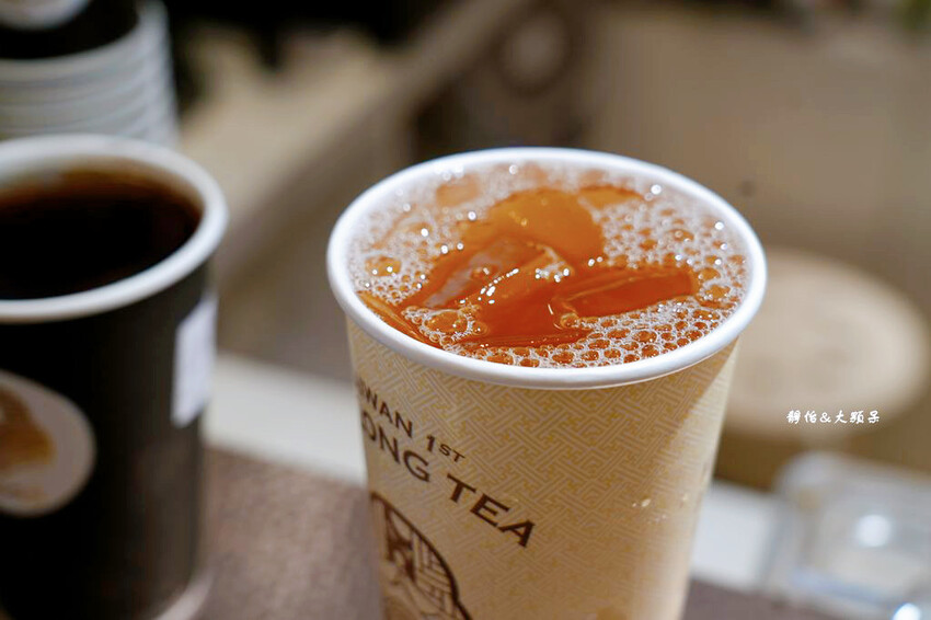 捷運中山手搖飲「儒記中山 ROOJI」,用手搖飲的價格喝好茶