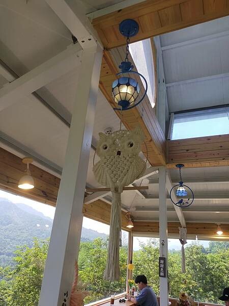 新竹橫山日木花園~小巧精緻的三面玻璃屋~擁有山景的視野景觀~