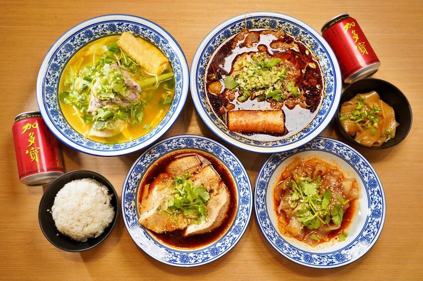 台中市西屯區一個人也能大啖爽辣冒菜!多人聚餐也有巨無霸土豪鍋,還有入口即化的好吃冒豆花