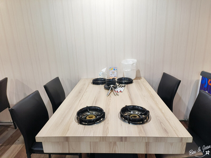 宜蘭縣羅東鎮饗點鍋精緻鍋物》羅東夜市旁388元起豐富自助吧吃到飽，平價肉品、高檔和牛、生猛海鮮都有