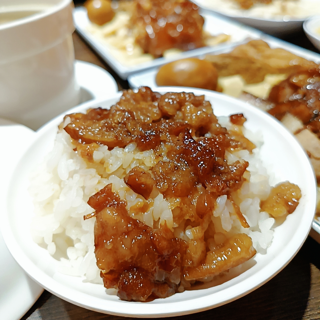 御鼎極品豬腳:新竹美食新寵兒