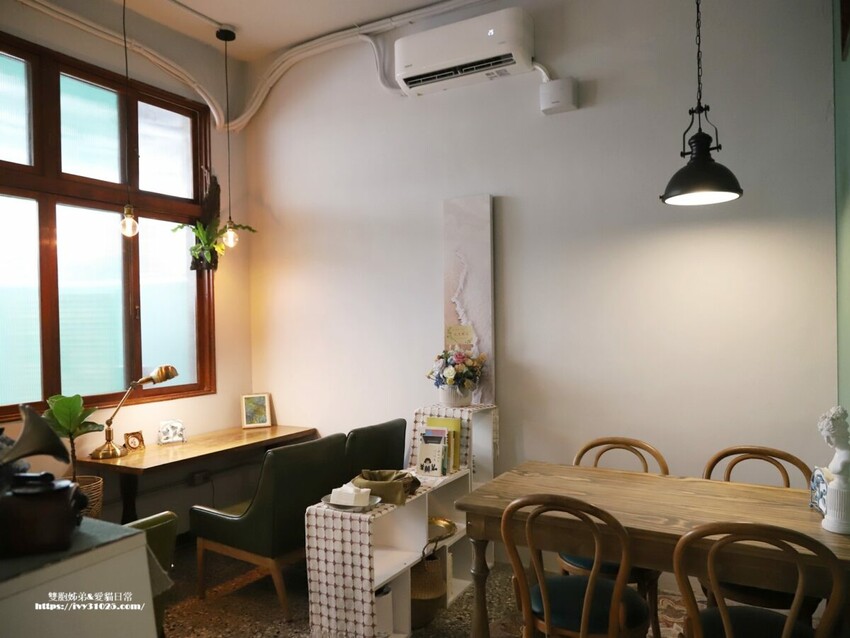 台南市南區台南老房子咖啡店 - 隱藏在巷弄中的 品藏一號店 輕食飲品 朋友相約小聚好地方