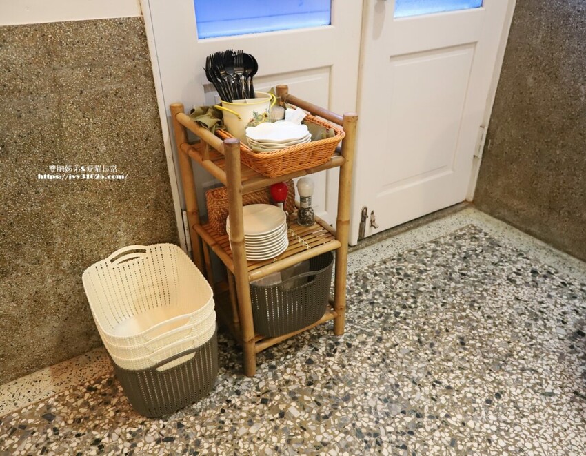 台南市南區台南老房子咖啡店 - 隱藏在巷弄中的 品藏一號店 輕食飲品 朋友相約小聚好地方