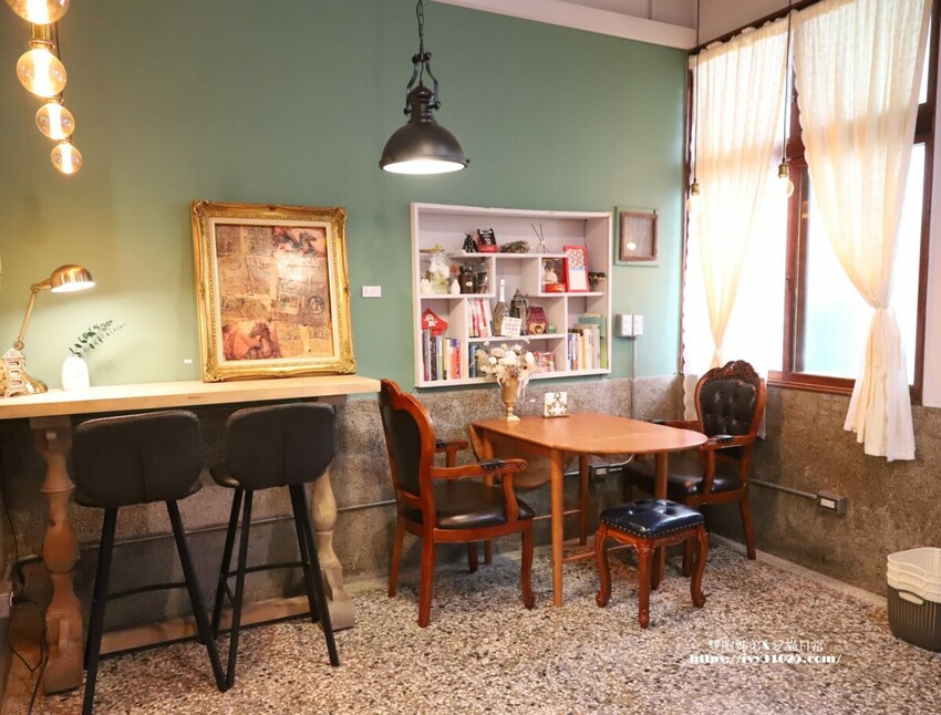 台南市南區台南老房子咖啡店 - 隱藏在巷弄中的 品藏一號店 輕食飲品 朋友相約小聚好地方