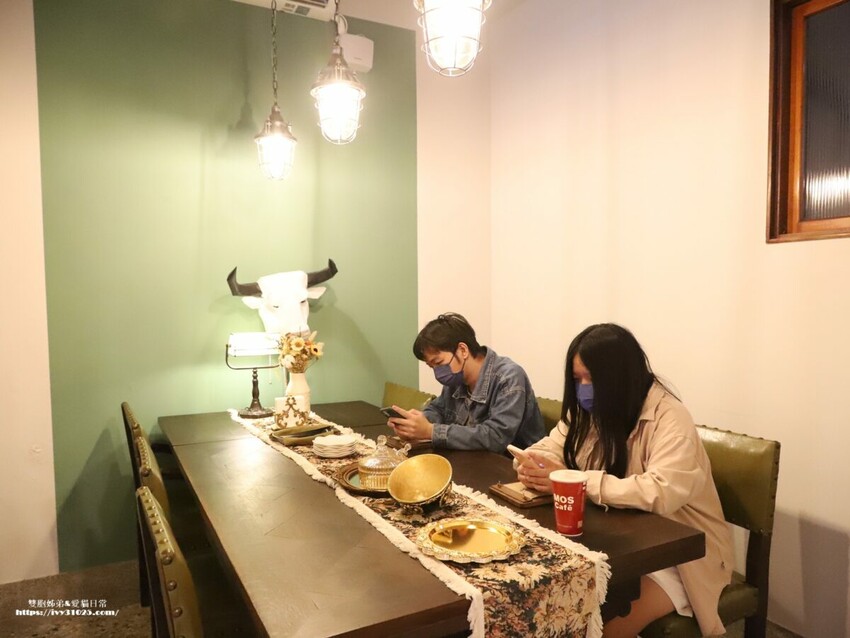 台南市南區台南老房子咖啡店 - 隱藏在巷弄中的 品藏一號店 輕食飲品 朋友相約小聚好地方