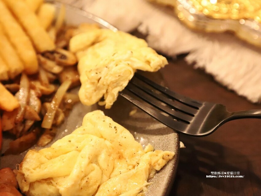 台南市南區台南老房子咖啡店 - 隱藏在巷弄中的 品藏一號店 輕食飲品 朋友相約小聚好地方