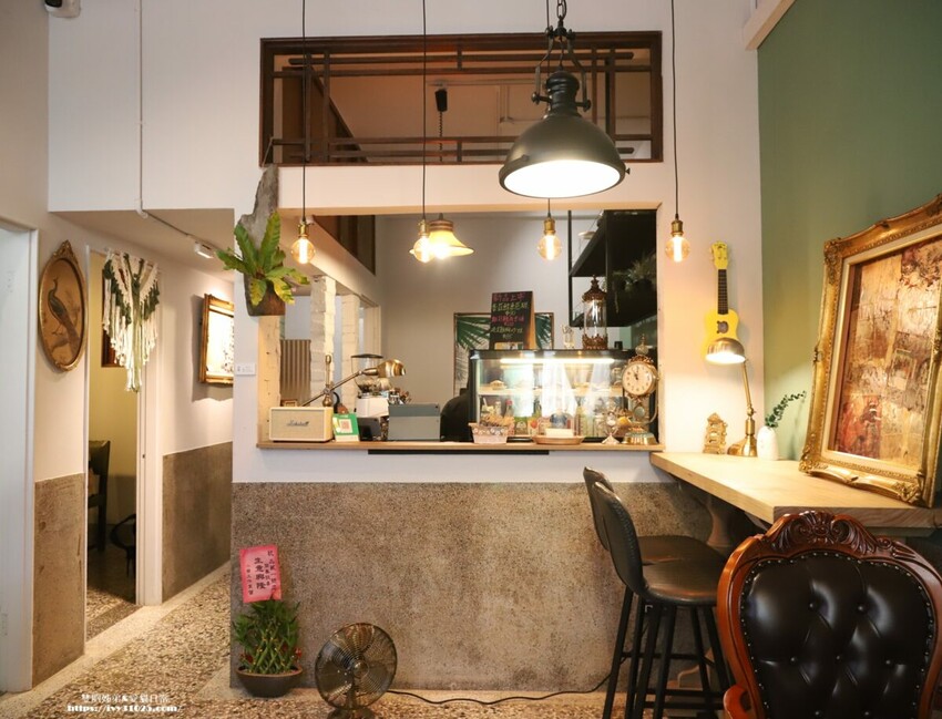 台南市南區台南老房子咖啡店 - 隱藏在巷弄中的 品藏一號店 輕食飲品 朋友相約小聚好地方