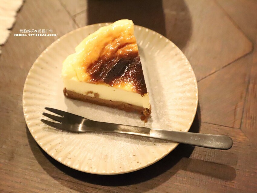 台南市南區台南老房子咖啡店 - 隱藏在巷弄中的 品藏一號店 輕食飲品 朋友相約小聚好地方