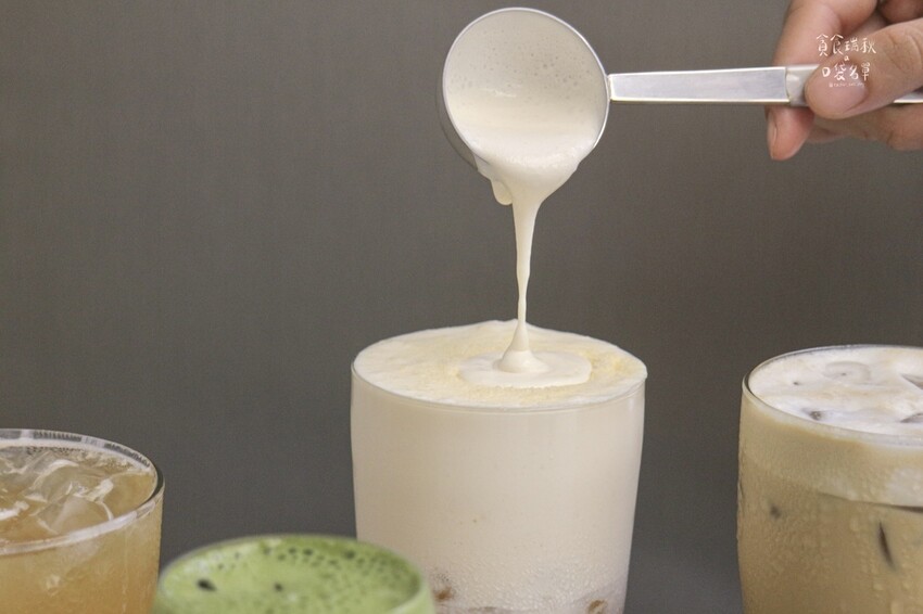 台中西區｜新開幕質感手搖飲品牌！清新茶香~搭配果香、奶香都好