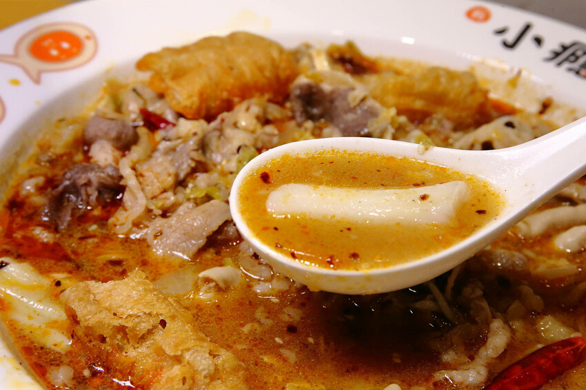 台北錦州街美食推薦！有小癮鮮果釀酸菜魚錦州店，7種口味最低只