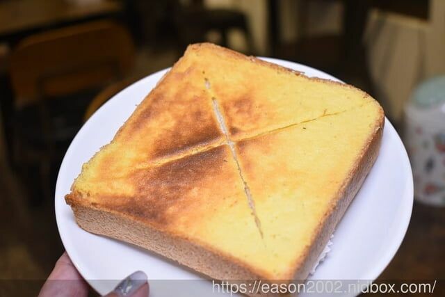 三重平價宵夜推薦 | hj早、午、宵夜 主打養生竹炭黑漢堡 宵夜時段也能輕鬆吃早午餐 -  就是這樣。吃喝玩樂。愛漂亮部落格 - FashionGuide 華人時尚專業評鑑