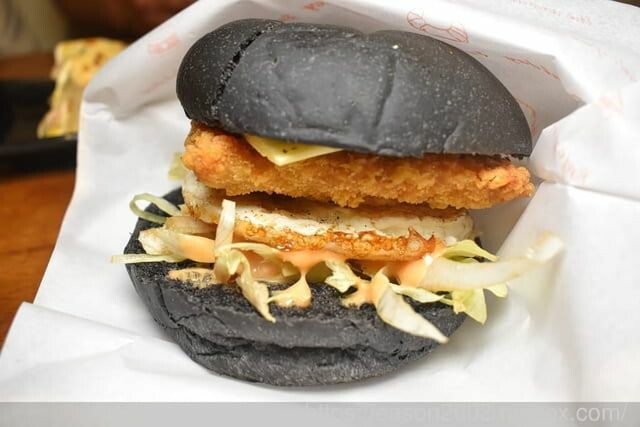 三重平價宵夜推薦 | hj早、午、宵夜 主打養生竹炭黑漢堡 宵夜時段也能輕鬆吃早午餐 -  就是這樣。吃喝玩樂。愛漂亮部落格 - FashionGuide 華人時尚專業評鑑