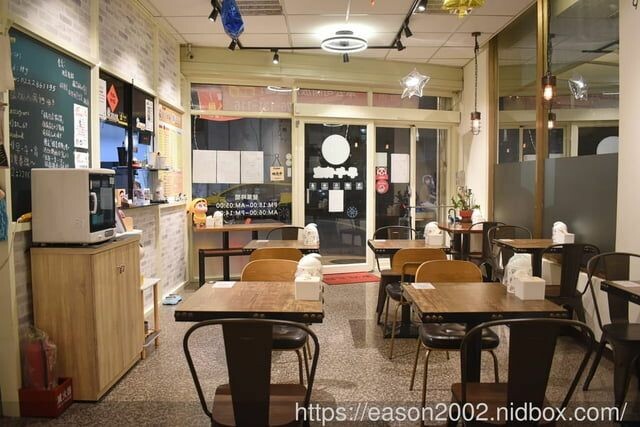 三重平價宵夜推薦 | hj早、午、宵夜 主打養生竹炭黑漢堡 宵夜時段也能輕鬆吃早午餐 -  就是這樣。吃喝玩樂。愛漂亮部落格 - FashionGuide 華人時尚專業評鑑