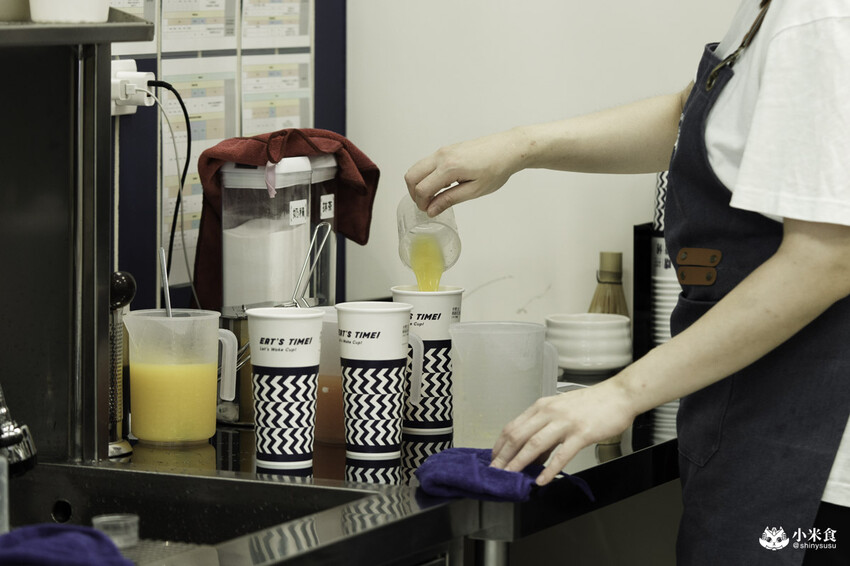 嗜時候豐原店｜台中新開幕飲料店推薦+1｜好吃奧利奧車輪餅配冰涼手搖飲，嗜時候納涼趣Go - 小米食