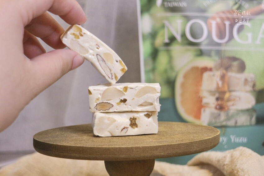宅配美食｜中秋送禮就選這一味！層次豐富的蜂蜜柚子牛軋糖、內餡
