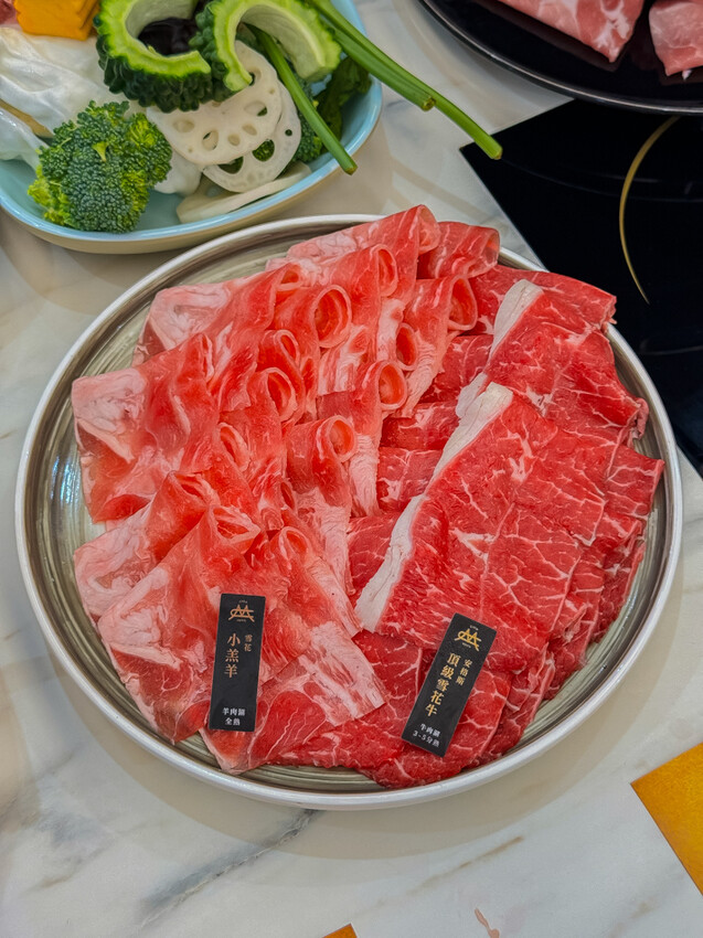 高雄市小港區高雄美食 x 嗑肉石鍋 | 小港區的美食天堂