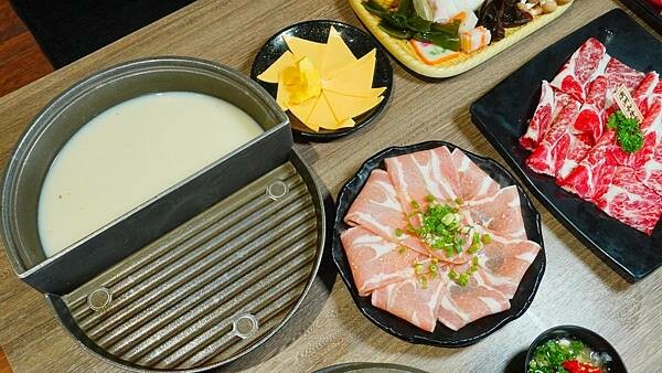 LINE_ALBUM_誠石火鍋西螺店 二傻夫婦_240823_32.jpg