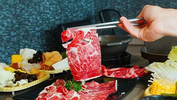 LINE_ALBUM_誠石火鍋西螺店 二傻夫婦_240823_5.jpg