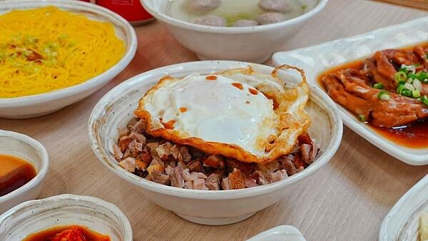 LINE_ALBUM_偶鵝嚐嚐 二傻夫婦_240819_23.jpg