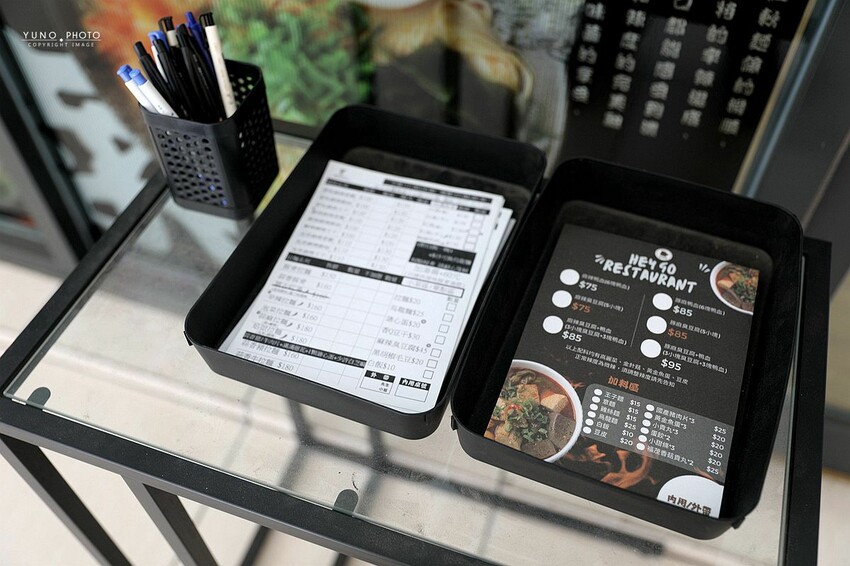 台中市霧峰區拉麵控必收！欲罷不能超有嚼勁拉麵 搭配靈魂湯頭 一試成主顧｜黑告食坊(霧峰美食)