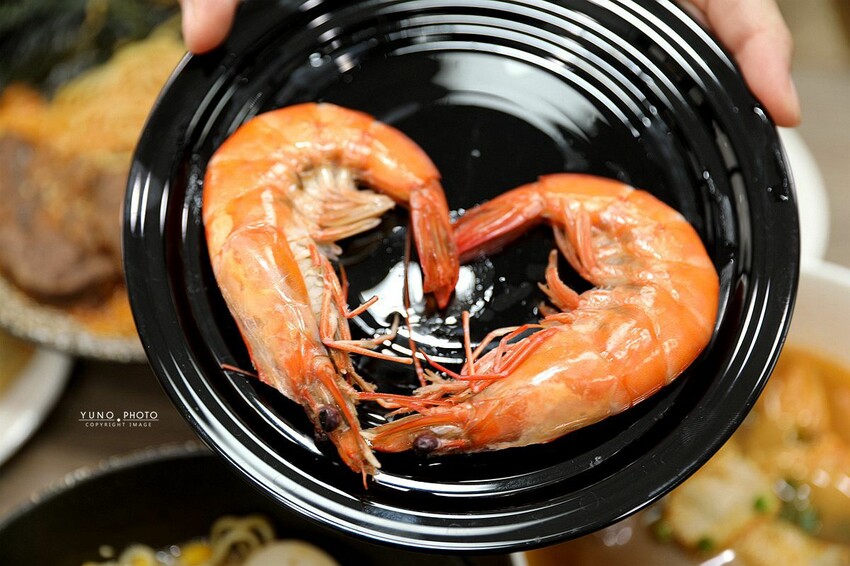 台中市霧峰區拉麵控必收！欲罷不能超有嚼勁拉麵 搭配靈魂湯頭 一試成主顧｜黑告食坊(霧峰美食)