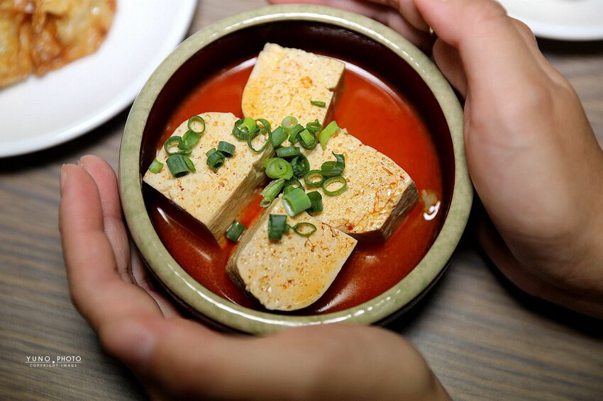 台中市霧峰區拉麵控必收！欲罷不能超有嚼勁拉麵 搭配靈魂湯頭 一試成主顧｜黑告食坊(霧峰美食)