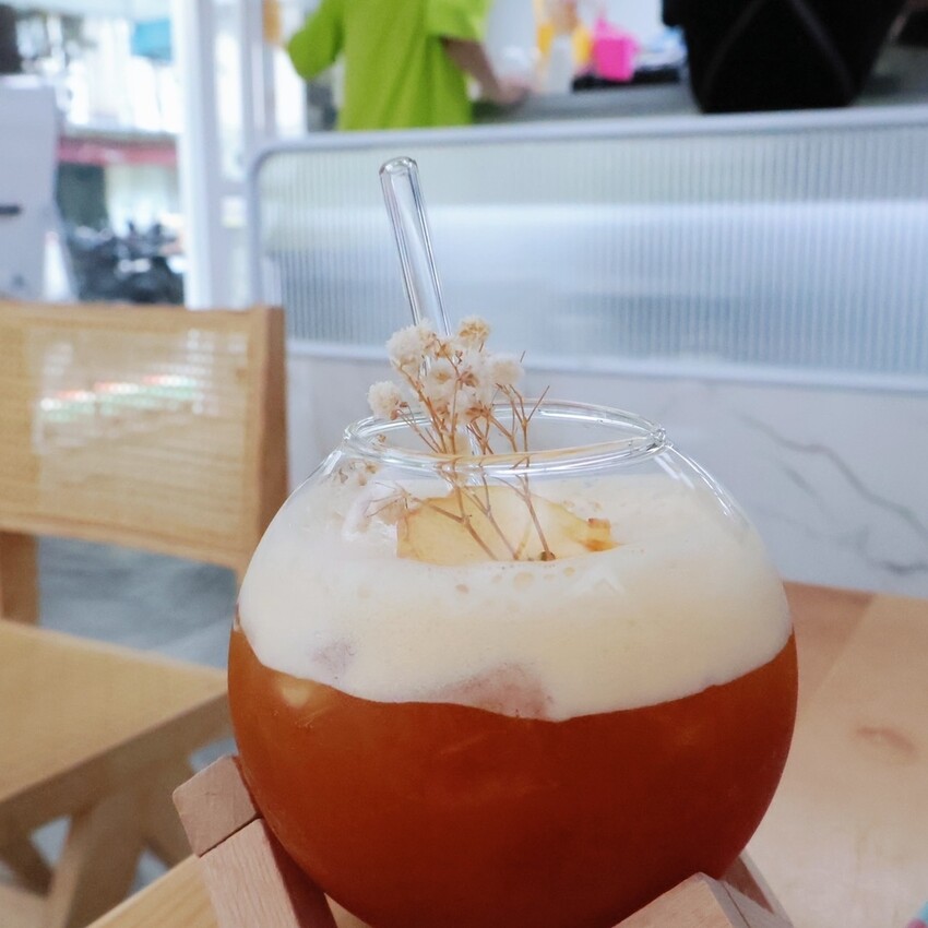 名導鄺盛精心打造的日咖夜酒「Cozy Corner」！永春站