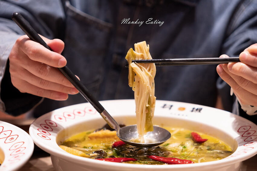 【台中豐原】村椒功夫酸菜魚｜豐原首間酸菜魚專賣！$258元起大份量一個人也可以吃。豐原美食推薦 - 貪吃猴的幻想