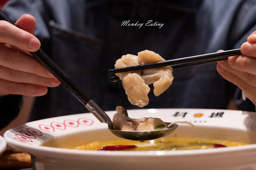 【台中豐原】村椒功夫酸菜魚｜豐原首間酸菜魚專賣！$258元起大份量一個人也可以吃。豐原美食推薦 - 貪吃猴的幻想