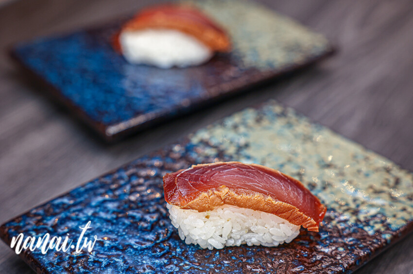 彰化巷內仔的無菜單板前料理!座位僅有八席,1580元免服務費,吃16-18道精緻日料。想吃建議預約。