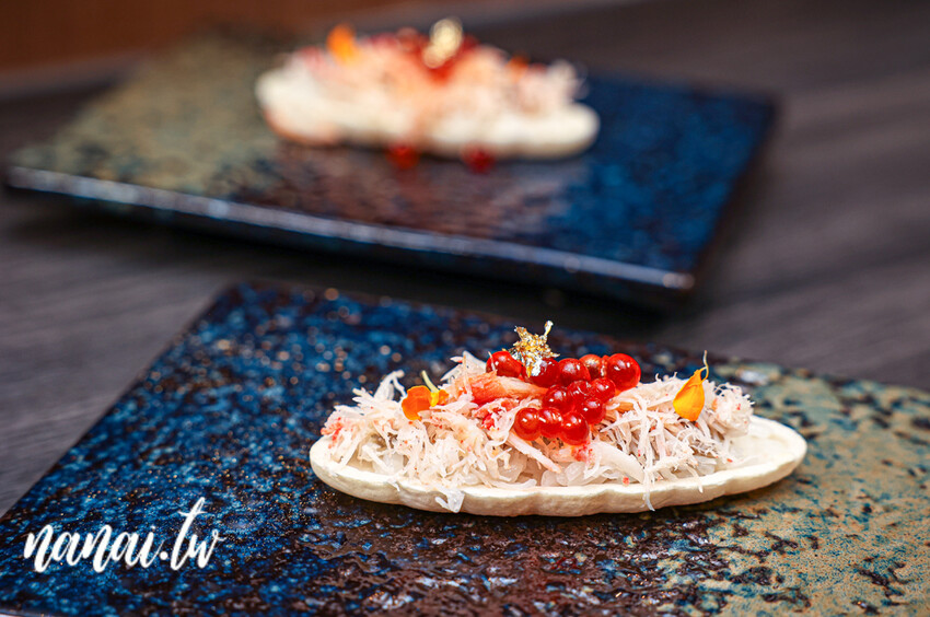 彰化巷內仔的無菜單板前料理!座位僅有八席,1580元免服務費,吃16-18道精緻日料。想吃建議預約。