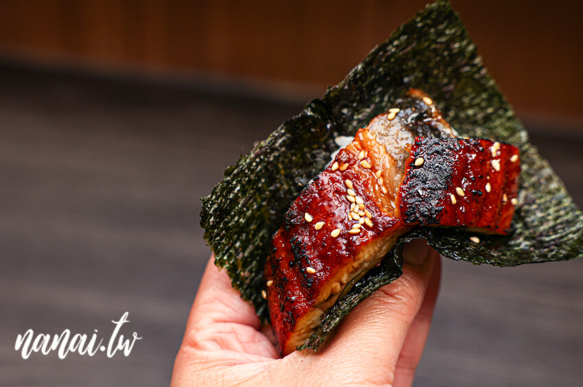 彰化巷內仔的無菜單板前料理!座位僅有八席,1580元免服務費,吃16-18道精緻日料。想吃建議預約。