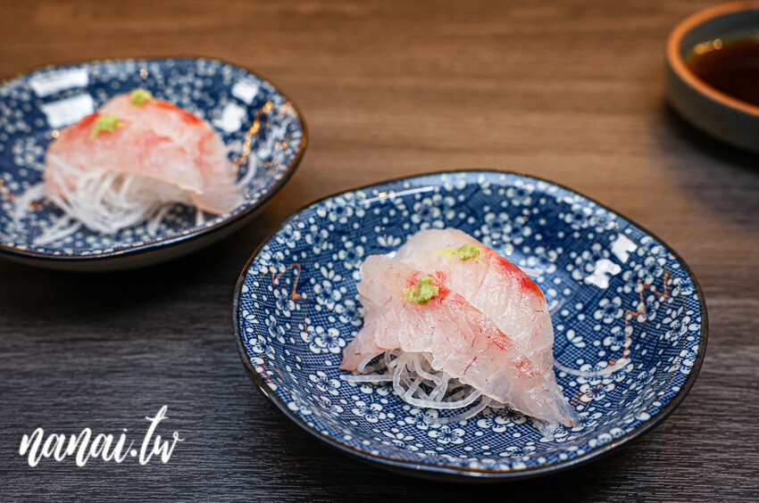 彰化巷內仔的無菜單板前料理!座位僅有八席,1580元免服務費,吃16-18道精緻日料。想吃建議預約。