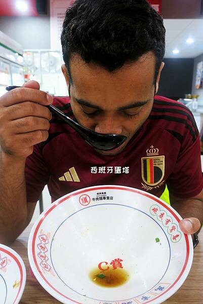 順興集團 牛肉麵專賣店｜三重大智街必吃，被牛肉麵耽誤的鹽滷豆