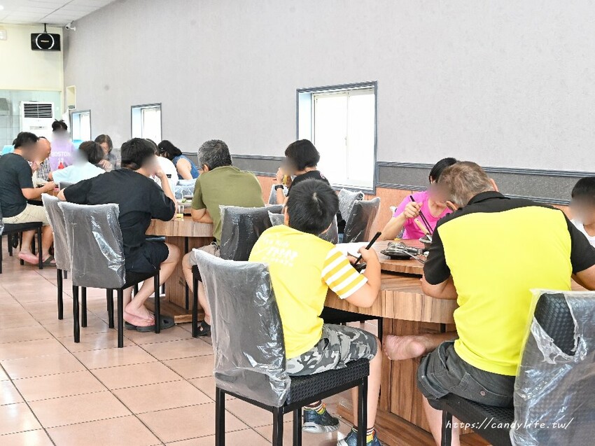 彰化縣芳苑鄉阿華羊肉店|在地老饕推薦的溫體羊肉爐,採用自養羊隻,料多實在,蔬菜湯頭更是讚