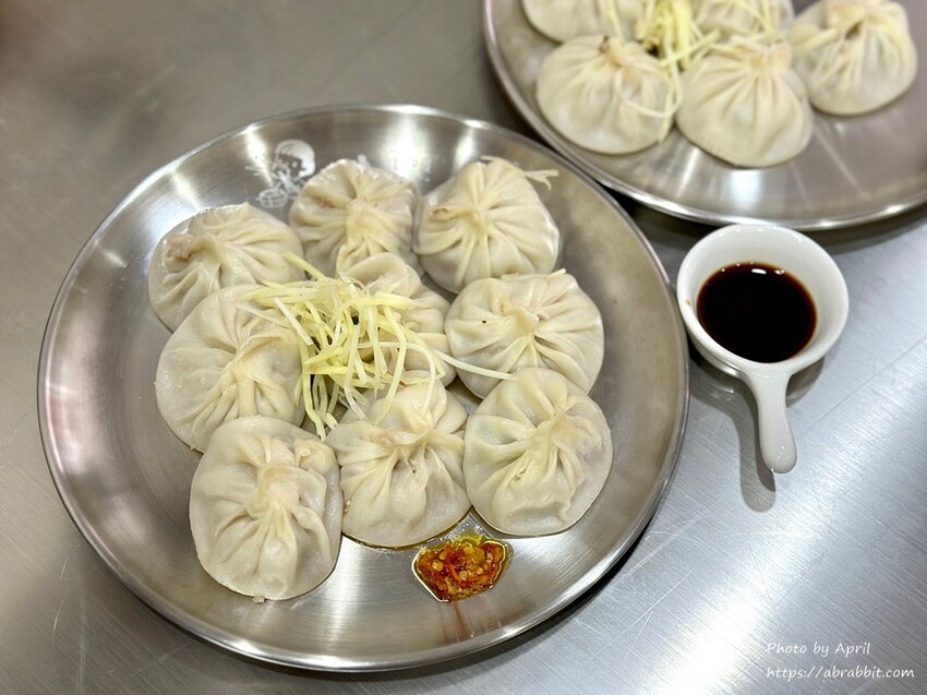 台中市北區籠湯籠吸手作湯包-台中手工小籠湯包推薦