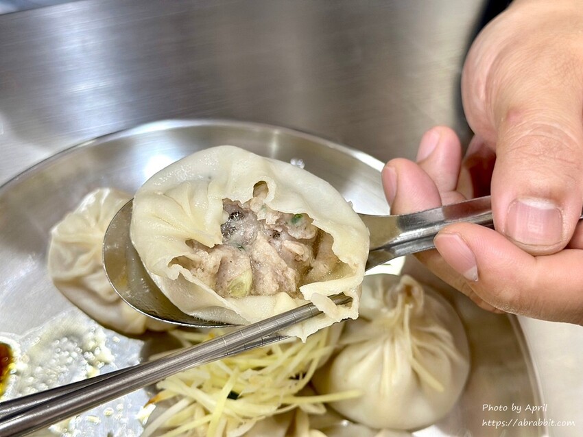 台中市北區籠湯籠吸手作湯包-台中手工小籠湯包推薦