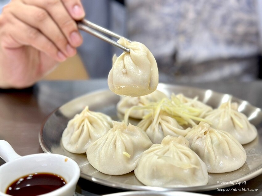 台中市北區籠湯籠吸手作湯包-台中手工小籠湯包推薦