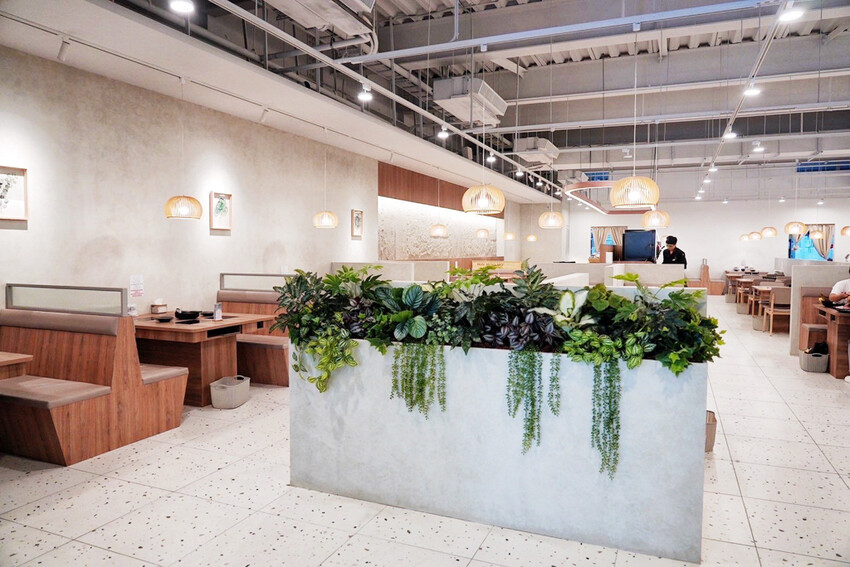 點套餐玩洞洞戳戳樂！1/3機率拿免單中獎率超高！30面9999金牌帶回家～