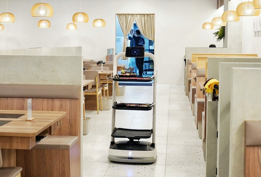 點套餐玩洞洞戳戳樂！1/3機率拿免單中獎率超高！30面9999金牌帶回家～