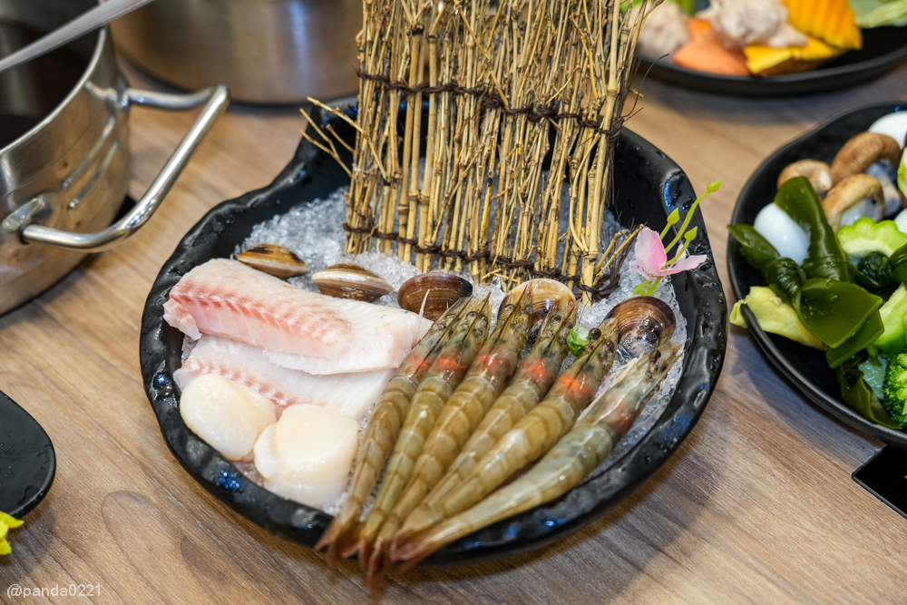 桃園中壢｜小牧鍋minimoo-桃園中壢店．418元起火鍋吃到飽，自助吧超澎湃～