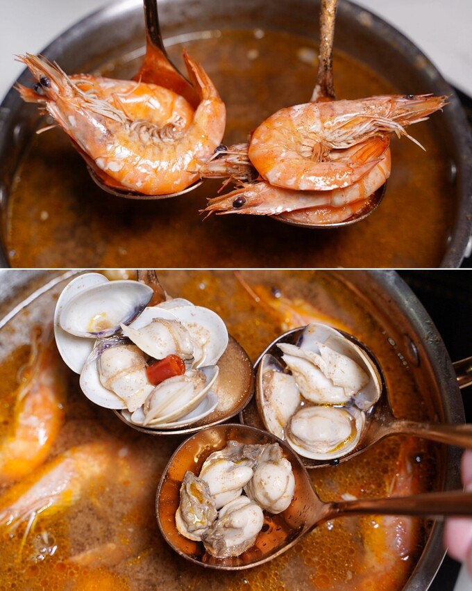 全台最強平價火鍋吃到飽「嗑肉石鍋」插旗苗栗頭份啦！最便宜$368元起就能享有上百種食材自助吧吃到飽！營業至凌晨兩點，絕對是頭份、竹南地區宵夜新選擇！