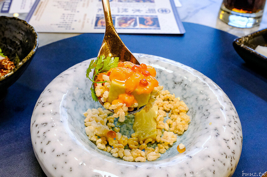 明水然．樂台中慶生餐廳首選，Google評論高達4.8慶生必探名店，頂級無菜單鐵板燒，$1600有活龍蝦、A5和牛、干貝CP值高！