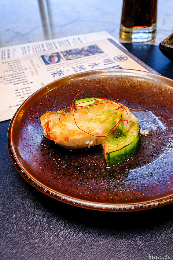 明水然．樂台中慶生餐廳首選，Google評論高達4.8慶生必探名店，頂級無菜單鐵板燒，$1600有活龍蝦、A5和牛、干貝CP值高！