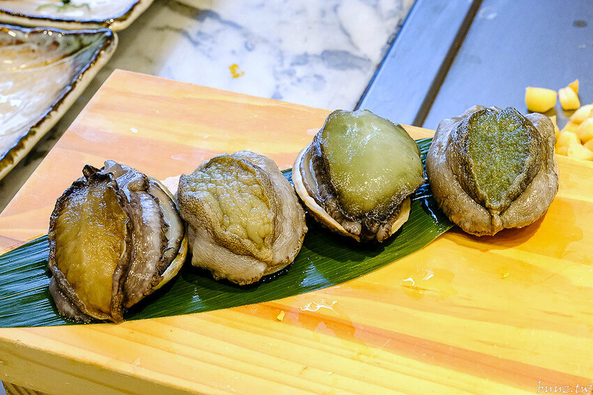 明水然．樂台中慶生餐廳首選，Google評論高達4.8慶生必探名店，頂級無菜單鐵板燒，$1600有活龍蝦、A5和牛、干貝CP值高！