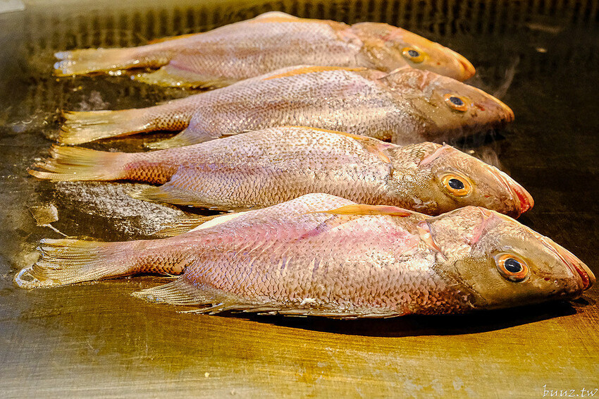 明水然．樂台中慶生餐廳首選，Google評論高達4.8慶生必探名店，頂級無菜單鐵板燒，$1600有活龍蝦、A5和牛、干貝CP值高！