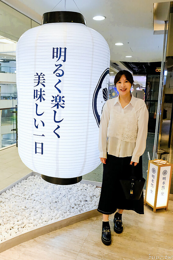 明水然．樂台中慶生餐廳首選，Google評論高達4.8慶生必探名店，頂級無菜單鐵板燒，$1600有活龍蝦、A5和牛、干貝CP值高！