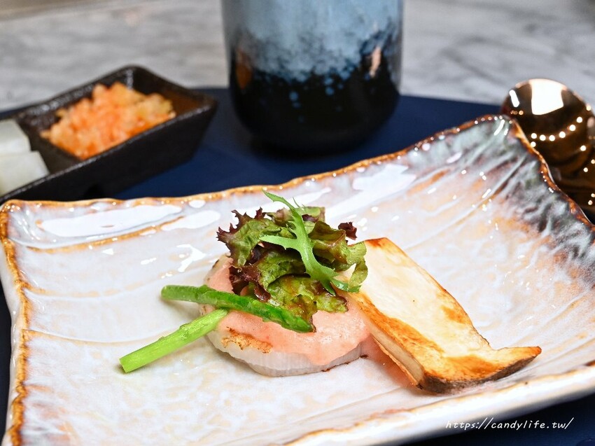 台中市東區明水然·樂 無菜單鐵板燒｜台北一位難求無菜單鐵板燒名店，中台灣首店在這裡～